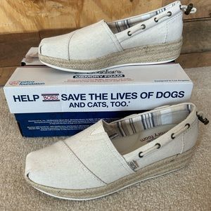 NWT Sketchers memory foam | women’s 8.5